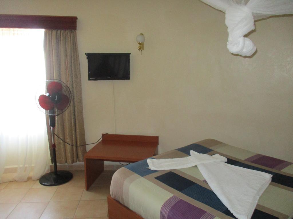 ACK Guest House Homa Bay Extérieur photo