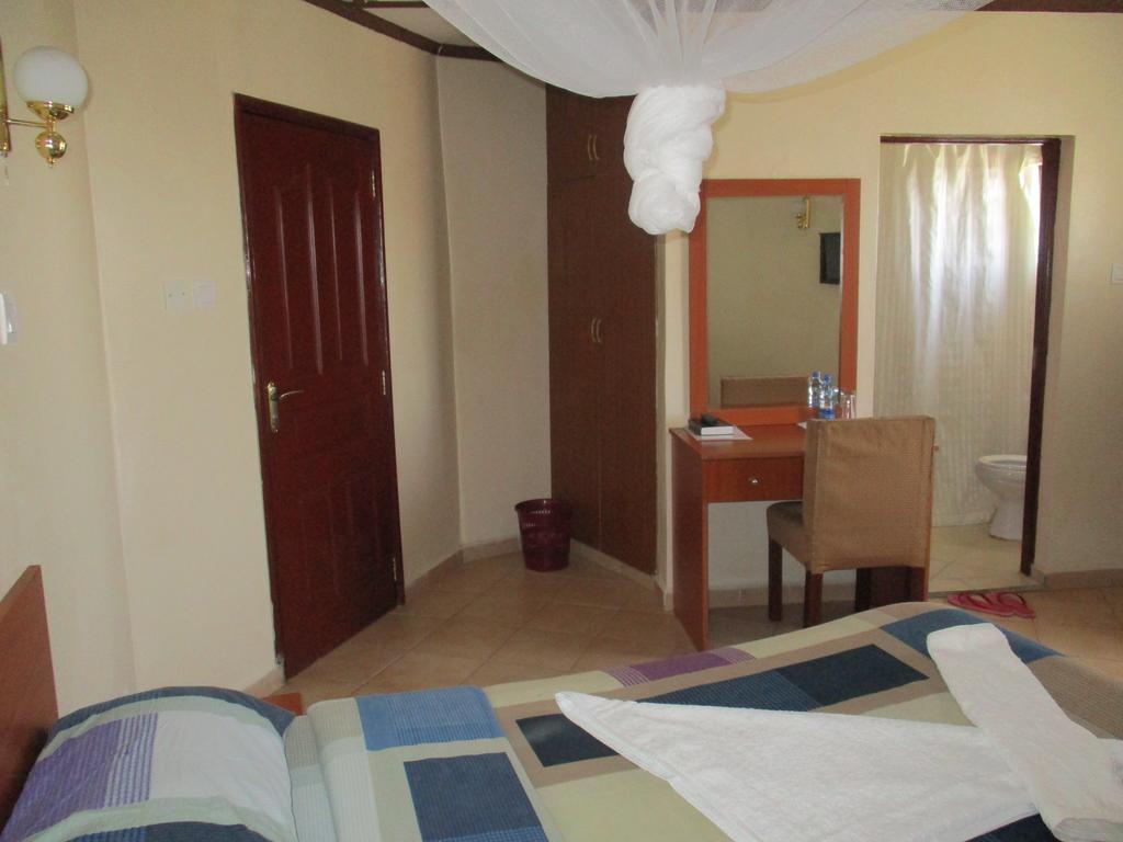 ACK Guest House Homa Bay Extérieur photo