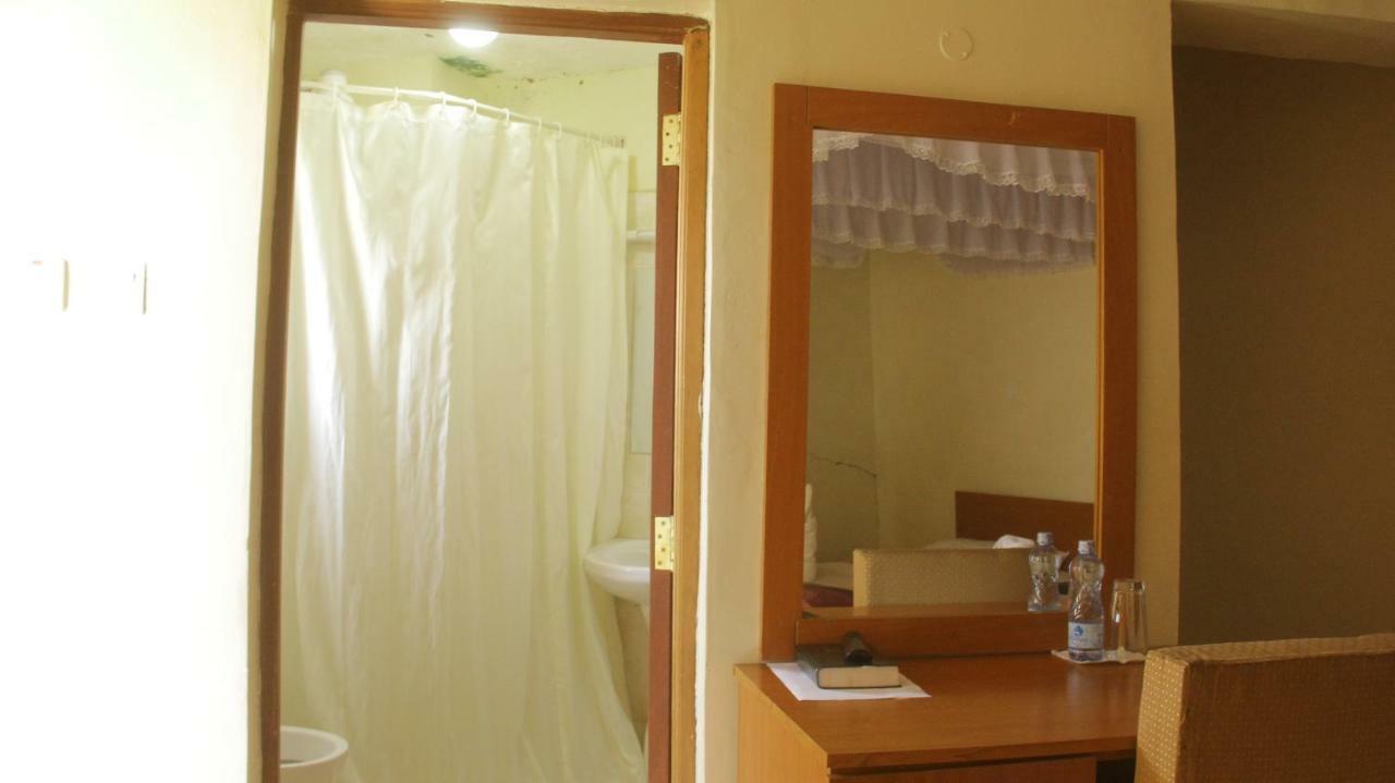 ACK Guest House Homa Bay Extérieur photo